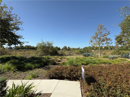 93 Turnstone, Irvine, CA, 92618-1707 | Card Image