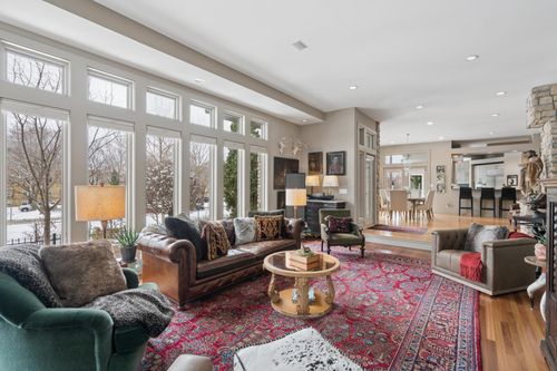 2864 Irving Ave S, Minneapolis, MN, 55408-1802 | Card Image