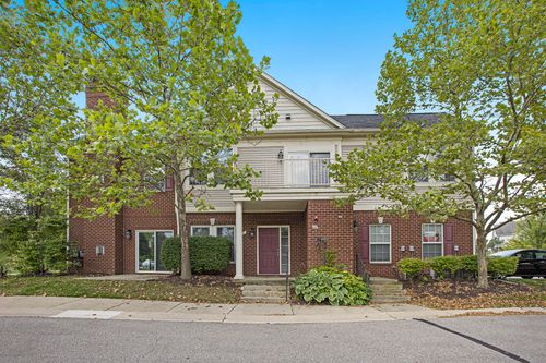 252 Cherry Stone Dr, Canton, MI, 48188-5295 | Card Image