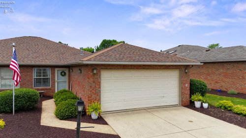 6 Wedgewood Dr, Willard, OH, 44890-1689 | Card Image