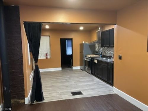 30 Klagg Ave, TRENTON, NJ, 08638-3438 | Card Image