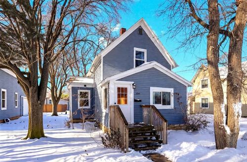 724 8th Ave Nw, Faribault, MN, 55021-4153 | Card Image