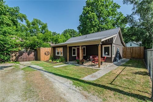 258 Norfolk Ave, Delhi, ON, N4B2N3 | Card Image