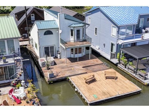 57-26400 Nw Saint Helens Rd, Scappoose, OR, 97056-9601 | Card Image