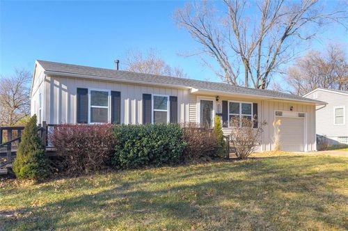 9414 Lewis Ave, Kansas City, MO, 64138-4634 | Card Image