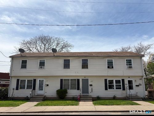 227 E Main St, Middletown, CT, 06457-4402 | Card Image