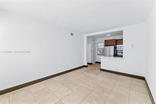 apt-10-541 Ne 62nd St, Miami, FL, 33138-6142 | Card Image