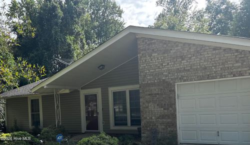 406 Estate Dr, Jacksonville, NC, 28540-5129 | Card Image