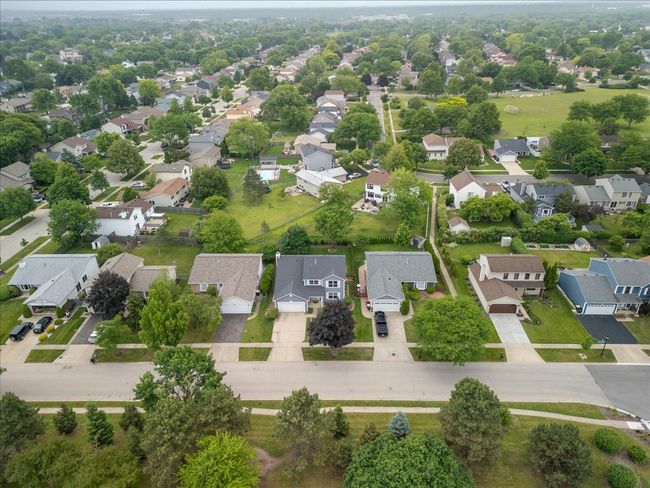 646 Schooner Ln, House other with 4 bedrooms, 3 bathrooms and 2 parking in Elk Grove Village IL | Image 34