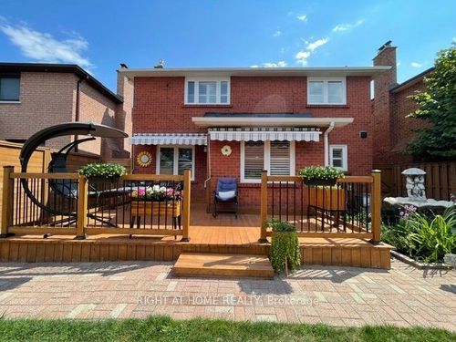 70 Bellona St, Woodbridge, ON, L4L6R4 | Card Image