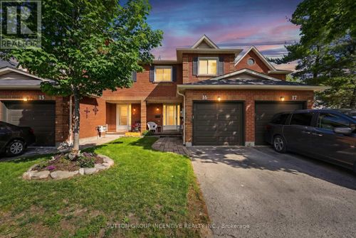 16-165 Kozlov St, Barrie, ON, L4N7M7 | Card Image
