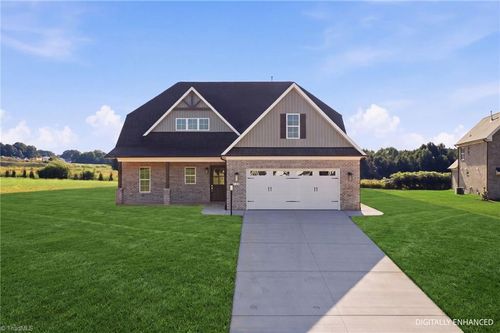 124 Sandpiper Drive, Lexington, NC, 27295 | Card Image