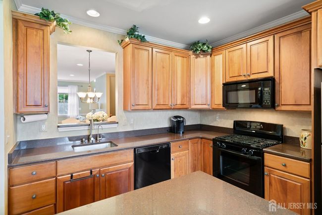 2743 - 4 Sandra Ct, Townhouse with 2 bedrooms, 4 bathrooms and null parking in Old Bridge NJ | Image 20