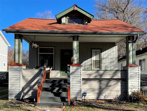 808 Laprairie St, Ferndale, MI, 48220-3216 | Card Image