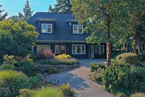 106 Village Terr, Salt Spring, BC, V8K2X5 | Card Image