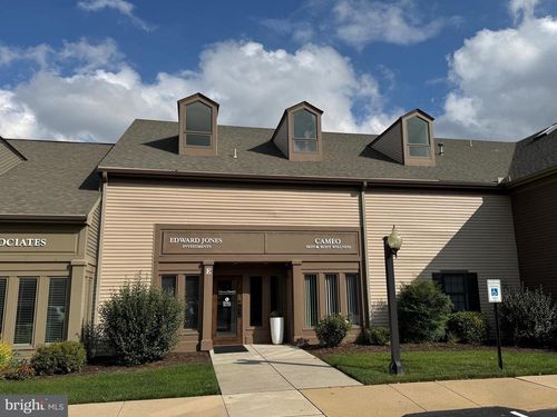 e-600 Eden Rd, Lancaster, PA, 17601 | Card Image
