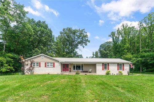 6338 E South Range Rd, Petersburg, OH, 44454-9706 | Card Image