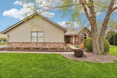 N53W15415 Balsam Drive, Menomonee Falls, WI, 53051 | Card Image