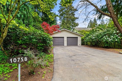 10758 Ashworth Ave N, Seattle, WA, 98133-8940 | Card Image