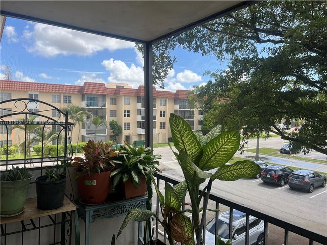 APT-309 - 4156 Inverrary Dr, Condo with 2 bedrooms, 2 bathrooms and null parking in Lauderhill FL | Image 10