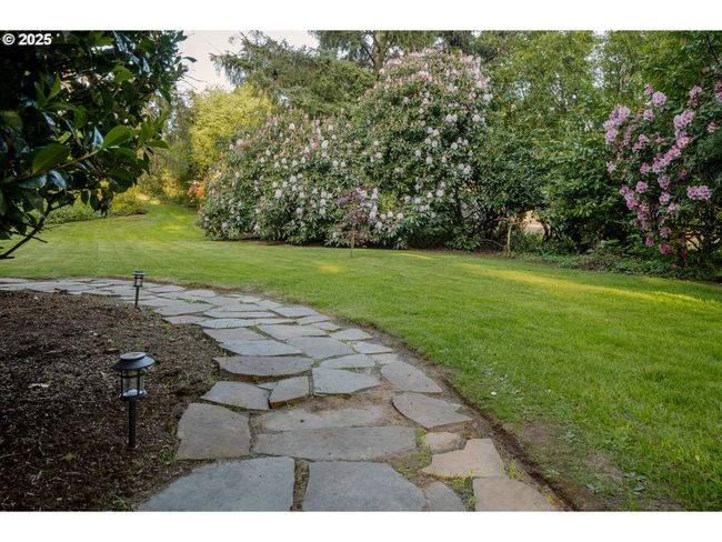 92216 Whiskey Rd, House other with 6 bedrooms, 3 bathrooms and 2 parking in Warrenton OR | Image 36