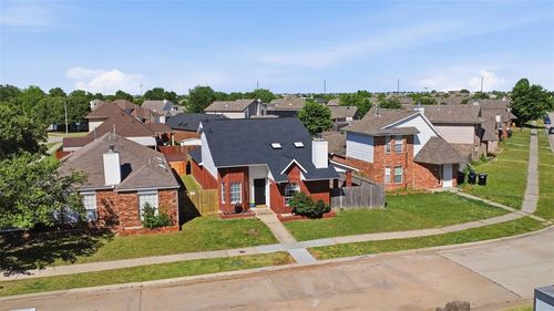 1429 Sw 23rd Street, Moore, OK, 73108 | Card Image
