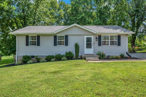 216 Fischer Dr, White House, TN, 37188-8927 | Card Image