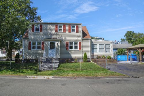 66 John St, East Haven, CT, 06513-2610 | Card Image