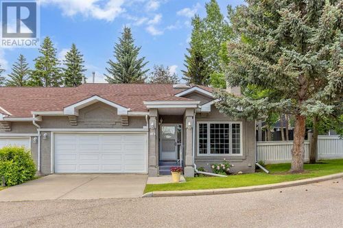 36 Gladstone Gdns Sw, Calgary, AB, T3E7E4 | Card Image