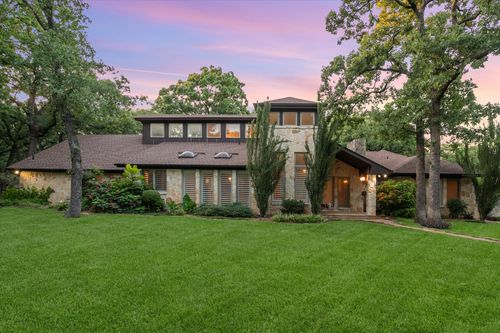 7 Woodland Dr, Mansfield, TX, 76063-6086 | Card Image