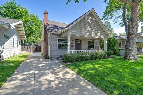 2461 41st Street, Sacramento, CA, 95817 | Card Image