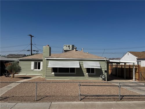 625 National St, Henderson, NV, 89015-7425 | Card Image