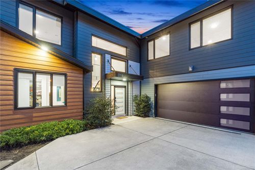 210 Crestline Terr, Nanaimo, BC, V9T0G9 | Card Image
