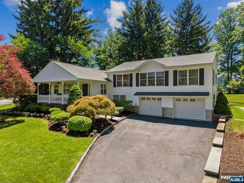 20 Northern Ave, Florham Park, NJ, 07932-2511 | Card Image