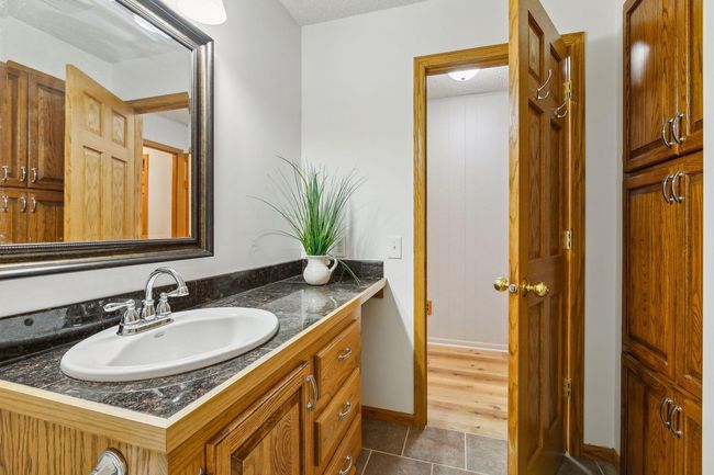 5929 Oxford St N, House other with 4 bedrooms, 4 bathrooms and null parking in Shoreview MN | Image 44