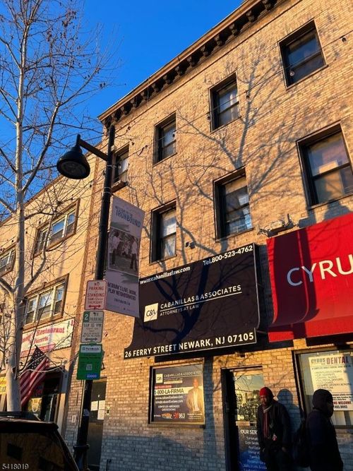 26 Ferry St, Newark, NJ, 07105-1494 | Card Image
