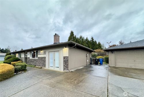 b-6001 Westgate Blvd, Tacoma, WA, 98406-2526 | Card Image