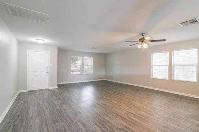 7934 Ashland Springs Ln, House other with 5 bedrooms, 4 bathrooms and 2 parking in Cypress TX | Image 9