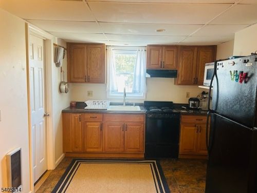 apt-1-131 Main St, Andover, NJ, 07821-4571 | Card Image