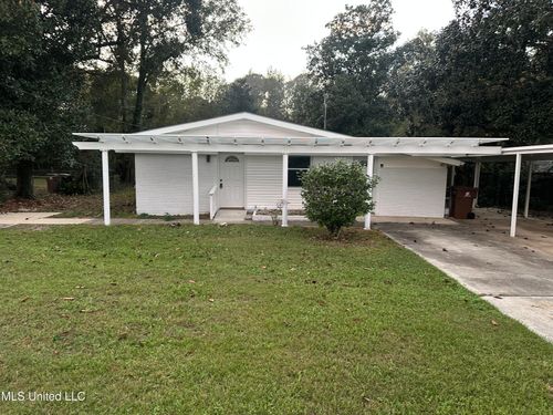 213 Clower Avenue, Long Beach, MS, 39560 | Card Image