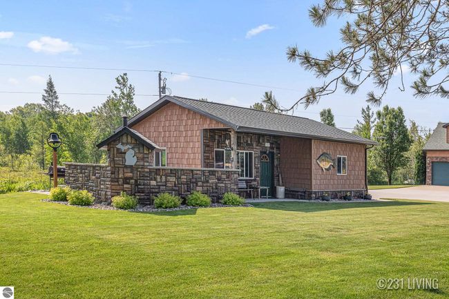 6890 Jessie Dr, House other with 4 bedrooms, 2 bathrooms and null parking in Saint Helen MI | Image 7