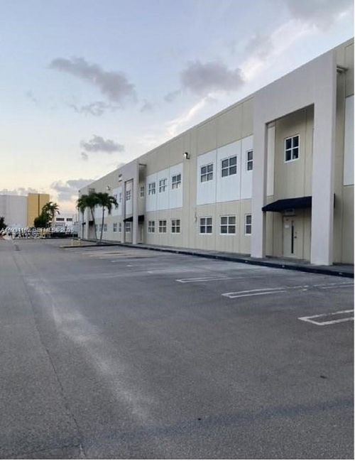 ste-130-10800 Nw 21st St, MIAMI, FL, 33172-2064 | Card Image