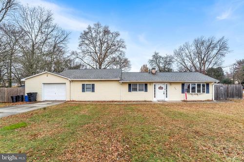 145 Lincoln Dr, PENNSVILLE, NJ, 08070-3031 | Card Image