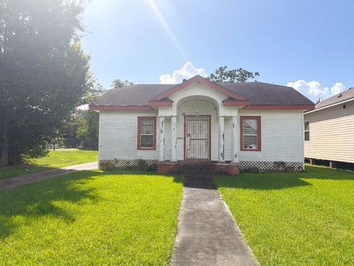 3142 7th St, Port Arthur, TX, 77642-4836 | Card Image