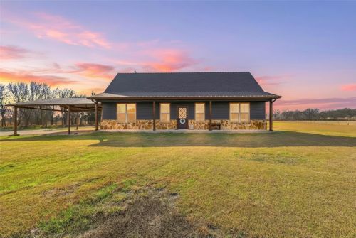 689 Stafford St, Italy, TX, 76651-4088 | Card Image