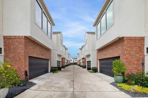 3929 Tulane St, Houston, TX, 77018-6619 | Card Image
