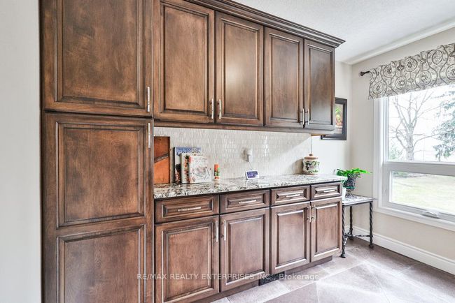 59 Menno St, House other with 4 bedrooms, 2 bathrooms and 6 parking in Breslau ON | Image 11
