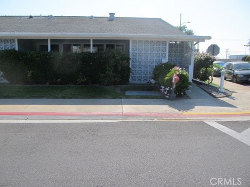13721 El Dorado Dr, Seal Beach, CA, 90740-6917 | Card Image