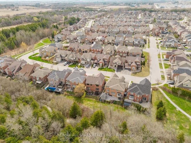 33 Grice Cir, House other with 4 bedrooms, 3 bathrooms and 2 parking in Stouffville ON | Image 47