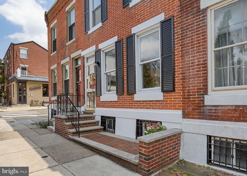 2602 Pine St, PHILADELPHIA, PA, 19103-6422 | Card Image